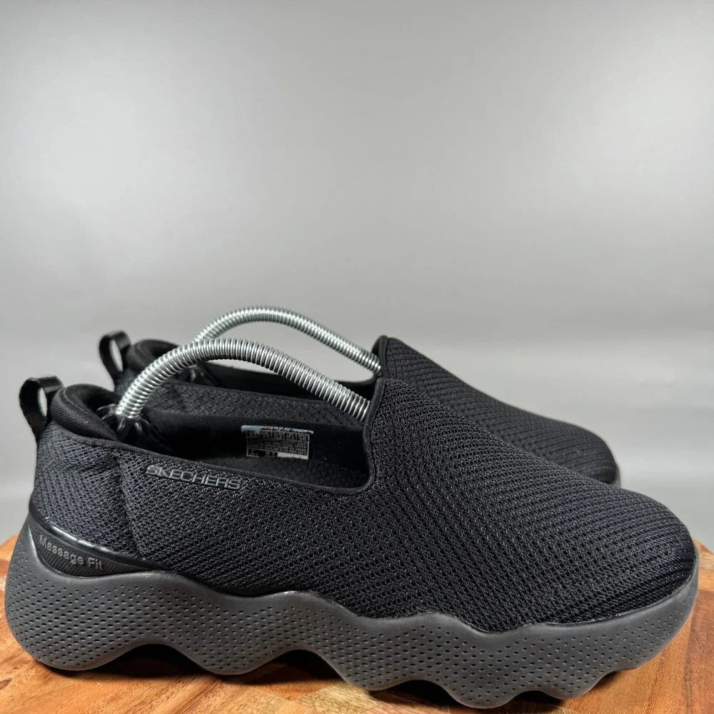 Skechers GO WALK Massage Fit Women's Black Slip On Sneakers Shoes Size‎ 6.5 W